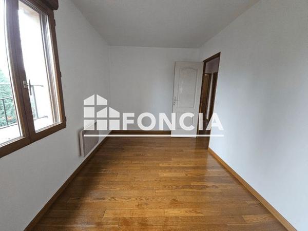 Location Maison 5 pièces 125.16 m² - 111 AVENUE DE LA REPUBLIQUE Villejuif 94800