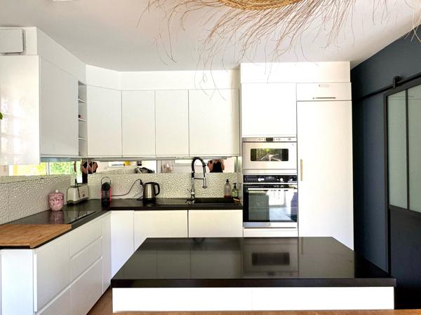 Maison 6 pièce(s) 4 chambre(s) 135 m²