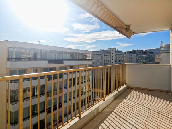 APPARTMENT T3 AVENUE DE MADRID