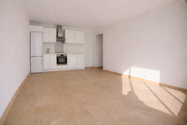 APPARTMENT T3 AVENUE DE MADRID