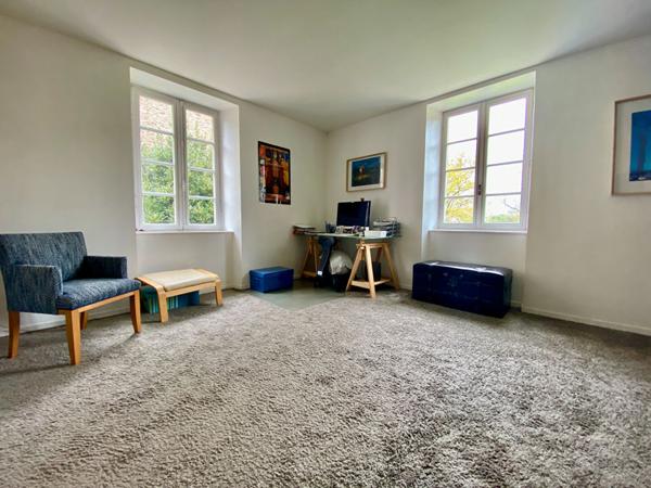 A VENDRE, maison de famille, centre de Dinan - 5 chambres, 176 m², grand jardin, calme et lumineux