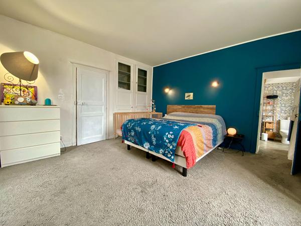 A VENDRE, maison de famille, centre de Dinan - 5 chambres, 176 m², grand jardin, calme et lumineux