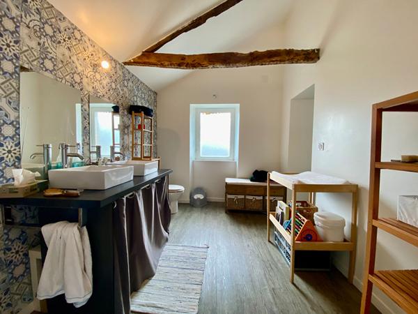 A VENDRE, maison de famille, centre de Dinan - 5 chambres, 176 m², grand jardin, calme et lumineux