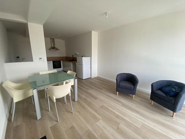 Appartement MEUBLE Chalonnes Sur Loire 2 pièce(s) 47.30 m2