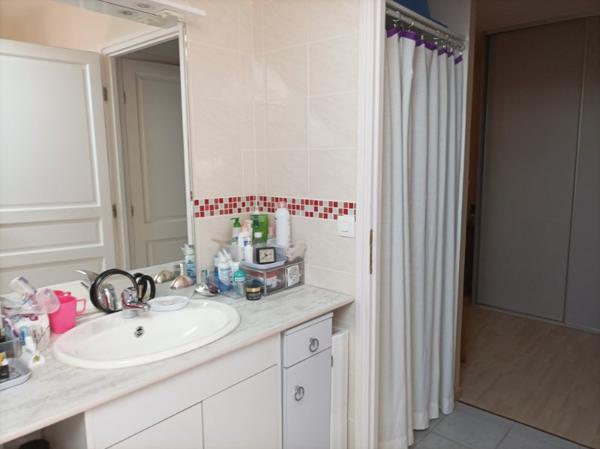 TOUT CONFORT - 2 mn A PIED DES COMMERCES !!!