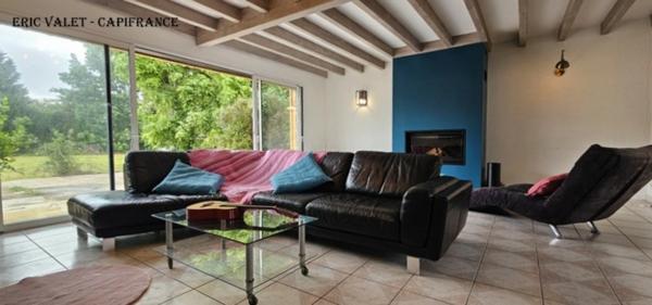 VASTE MAISON PROCHE DE MIMIZAN - 7 PIECES PRINCIPALES - PLAIN-PIED - VASTE TERRAIN PLAT