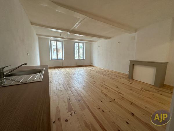 Vente maison Mirambeau : 190 800 € - AJP Immobilier Pons