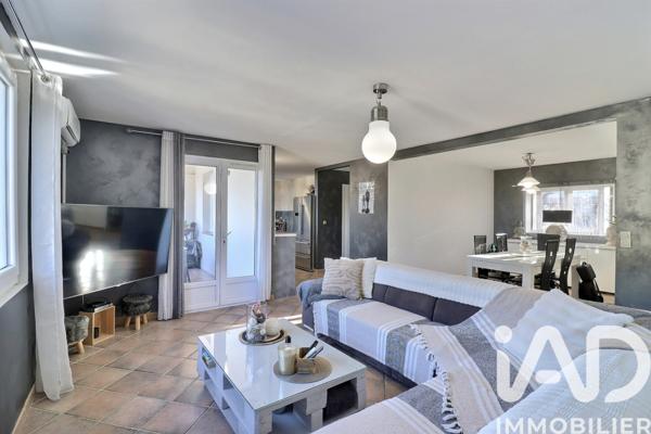 Maison à vendre 5 pièces 122 m² Saint-Mitre-les-Remparts