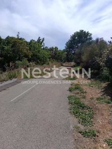 Terrain inconstructible 1079m²