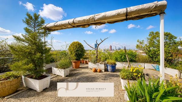Appartement
         3 pièces
        - 137 m² Exclusivité 640 000 € *