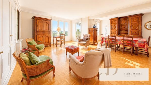 Appartement
         3 pièces
        - 137 m² Exclusivité 640 000 € *