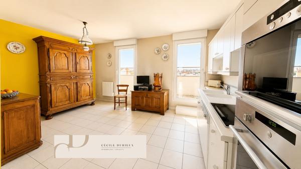 Appartement
         3 pièces
        - 137 m² Exclusivité 640 000 € *