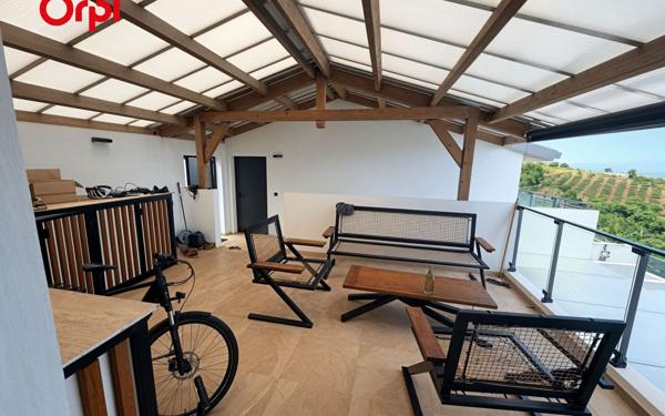 Maison à vendre    5 pièces • 129,95 m2 Saint-Paul