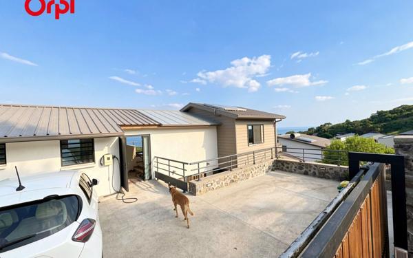 Maison à vendre    5 pièces • 129,95 m2 Saint-Paul