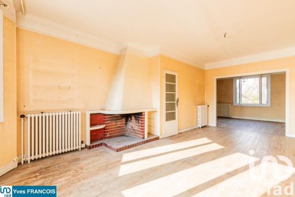 Maison à vendre 6 pièces 121 m² Sainte-Geneviève-des-Bois