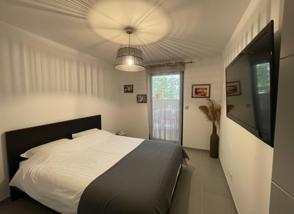 Aix Sud - T4  de 81m² avec terrasse de 35 m², box et parking