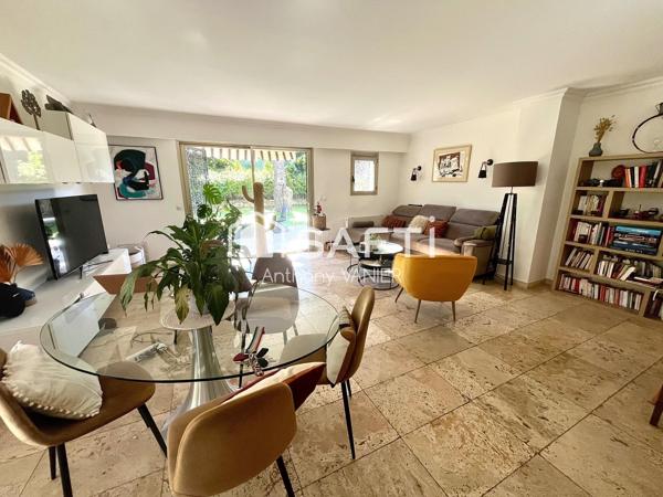 Appartement d'exception avec dépendance, 3 stationnements, calme