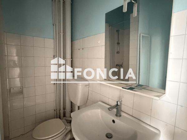 Location Studio 33 m² - Angouleme 16000