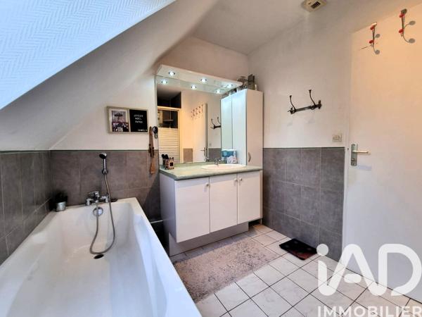 Maison à vendre 6 pièces 140 m² Maisse