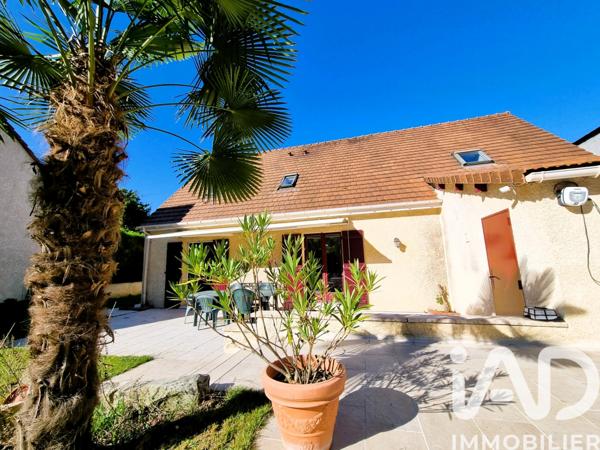 Maison à vendre 6 pièces 140 m² Maisse