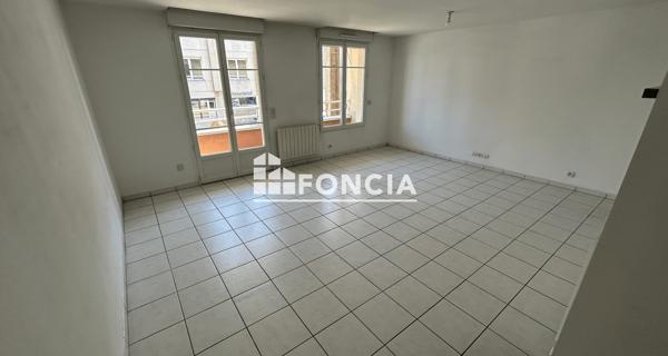 Location Studio 38.14 m² - Portes-lès-valence 26800