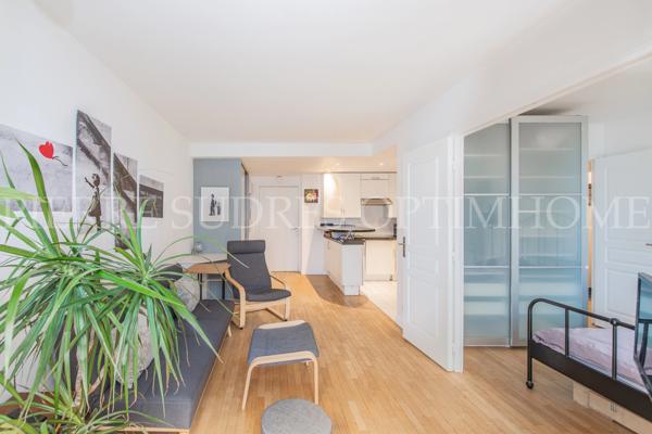 Rue Feutrier : 3 pièces de 54m² avec balcons