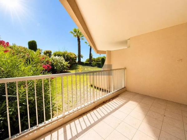 Vente                                                      Appartement
                        
                     1 pièces                      31 m2                     à Saint-Raphaël