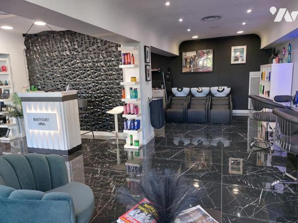 Locaux commerciaux à OLIVET