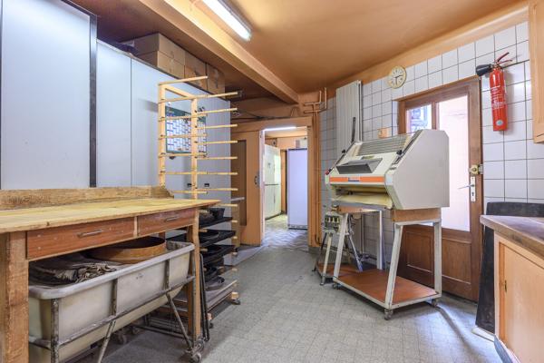 Boulangerie et appartement