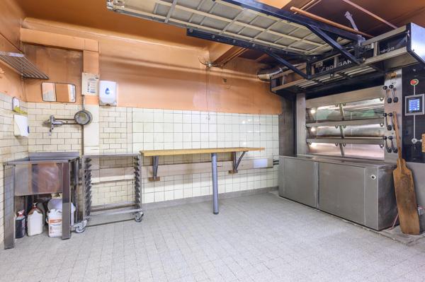 Boulangerie et appartement