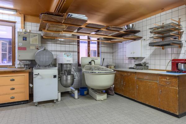 Boulangerie et appartement