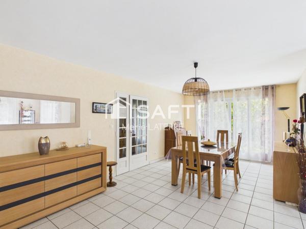 Maison de plain-pied, fonctionnelle et idéalement située à Villeneuve Tolosane