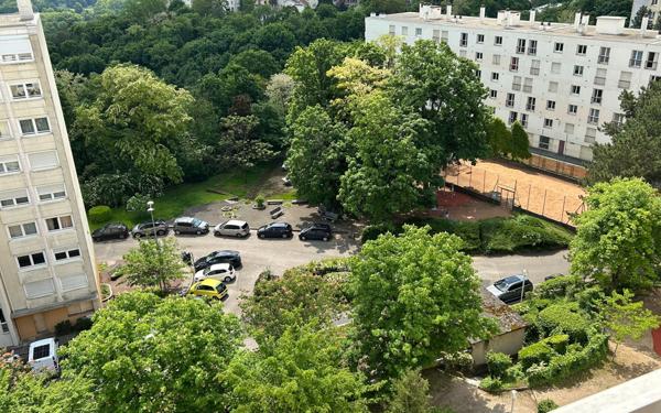 Appartement à vendre    3 pièces • 61,45 m2 Caluire-et-Cuire