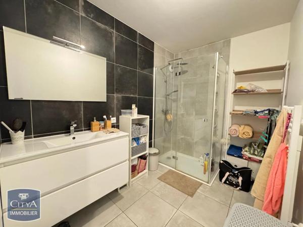 Appartement à louer 3 pièces 64.78m² Caen (14000)