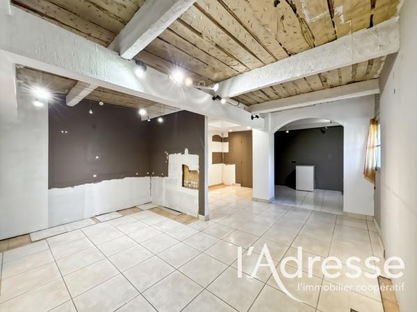 Local commercial Aubagne - 10 pièces - 344 m2