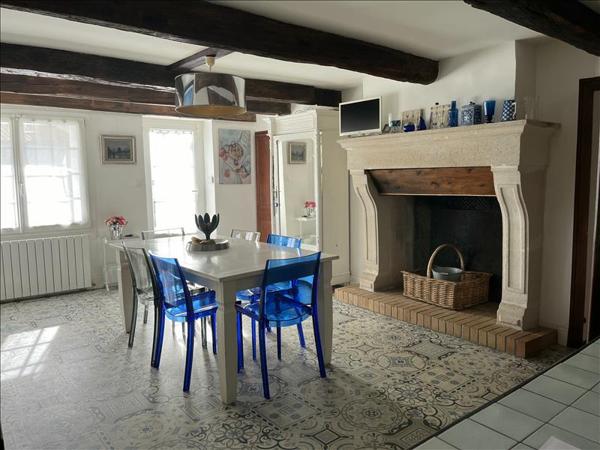 Maison à vendre |  Puilboreau |  6 pièces | 210 m²