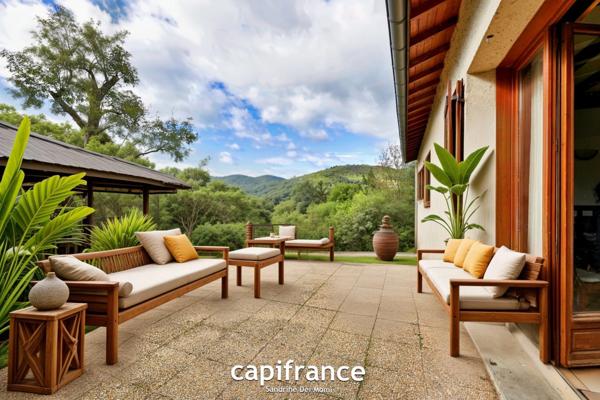 Maison à vendre 5 pièces VAUGNERAY (69) de 120m² habitable avec garage de 60m² sur parcelle de 844m²