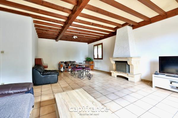 Maison à vendre 5 pièces VAUGNERAY (69) de 120m² habitable avec garage de 60m² sur parcelle de 844m²