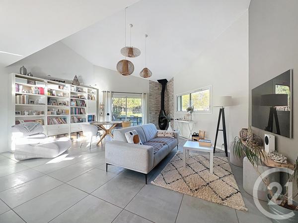 Maison à vendre  5 pièces - 222,87 m2 MONTPON MENESTEROL - 24