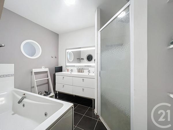 Maison à vendre  5 pièces - 222,87 m2 MONTPON MENESTEROL - 24