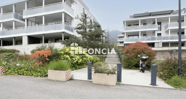 À vendre Studio 33.9 m² - Gex 01170