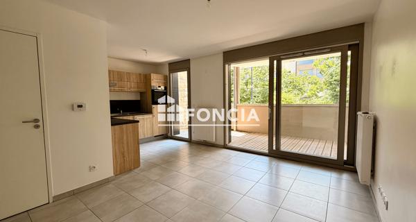 À vendre Studio 33.9 m² - Gex 01170