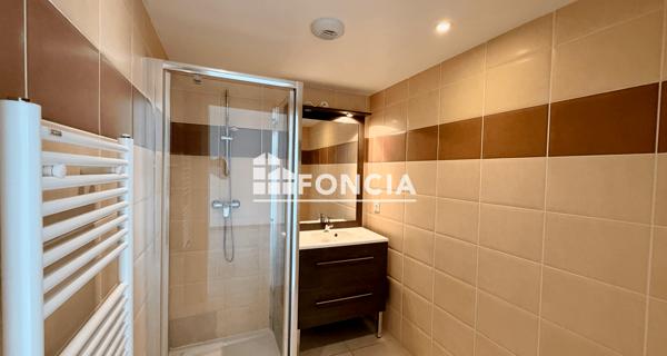 À vendre Studio 33.9 m² - Gex 01170