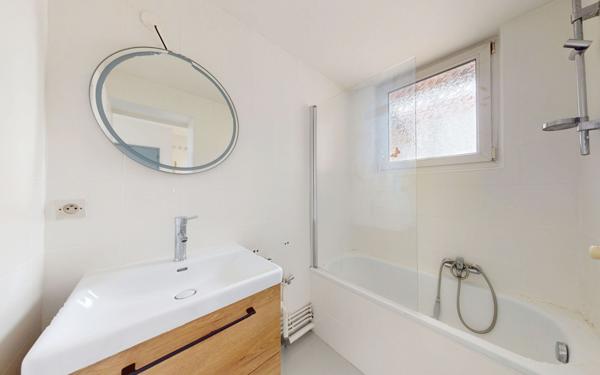 Immeuble à vendre    7 pièces •  Hayange