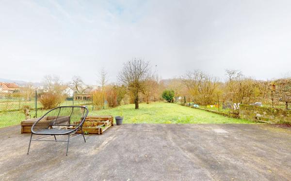 Immeuble à vendre    7 pièces •  Hayange