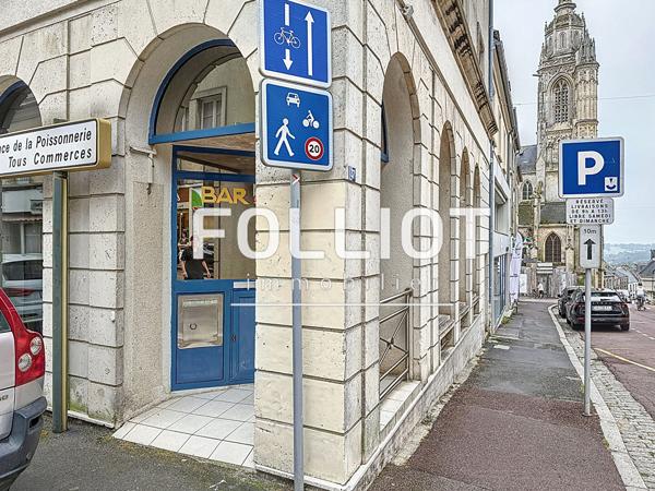 A VENDRE Plein centre Murs commerciaux Coutances 50200
