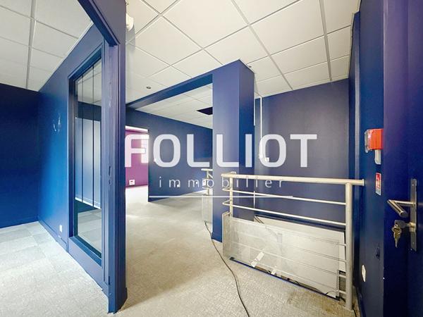 A VENDRE Plein centre Murs commerciaux Coutances 50200