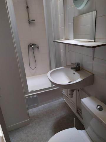 Beau F1 d'une superficie de 34,11m² idéalement situé au coeur du centre ville de Luzarches