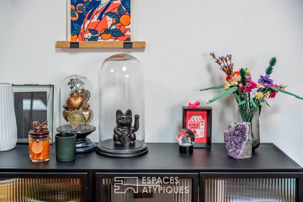 Appartement de type loft avec balcon dans une ancienne usine réhabilitée