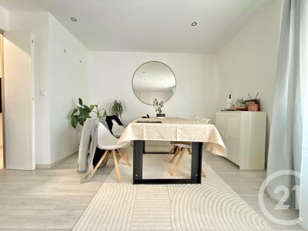 Appartement F3 à vendre  3 pièces - 68,82 m2 LIVRY GARGAN - 93